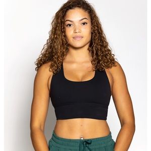 P’tula Cecilie sports bra